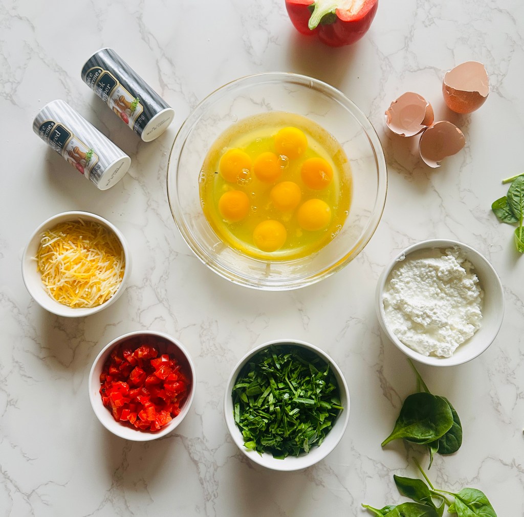 A photo of ingredients used to make high-protein, low-calorie cottage cheese egg bites